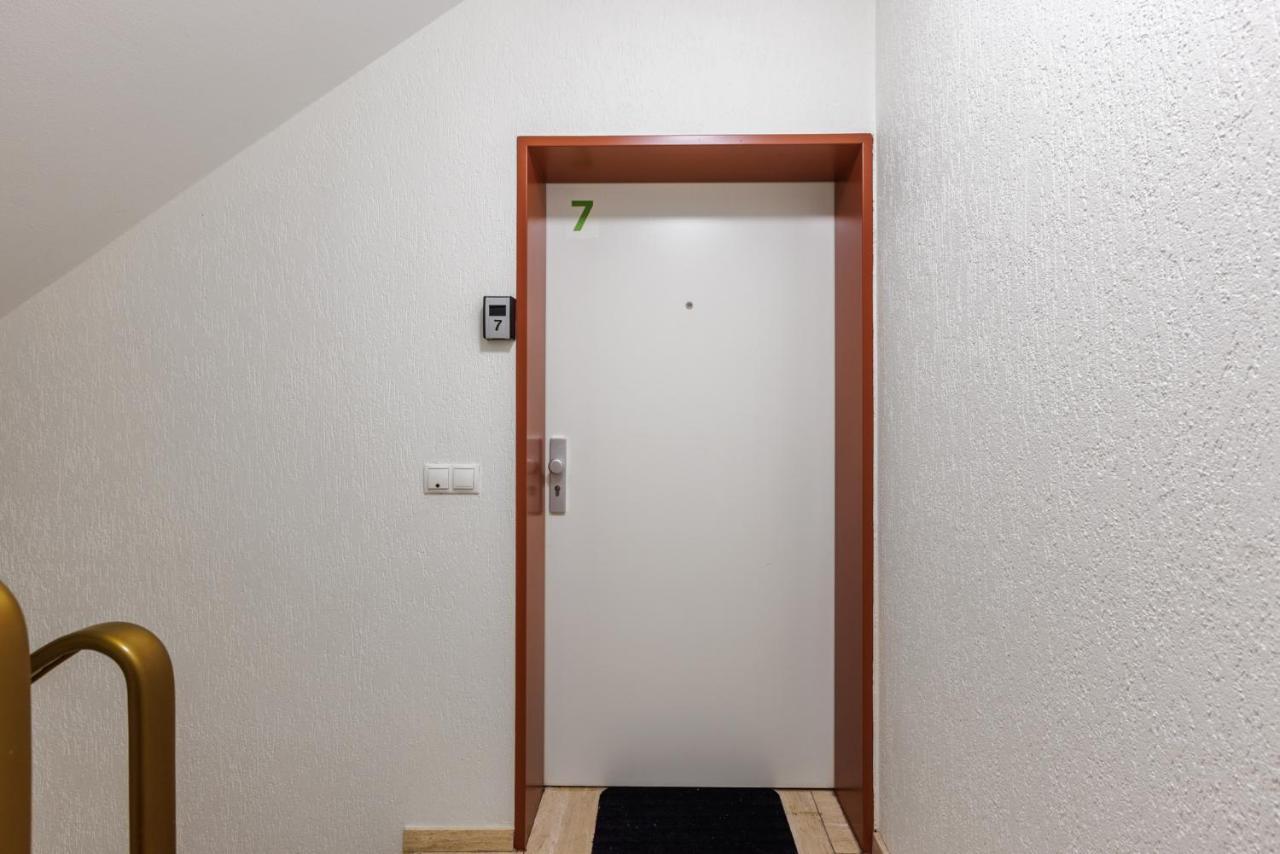 Glueck Auf Appartements Kammerstr. Duisburgo Exterior foto
