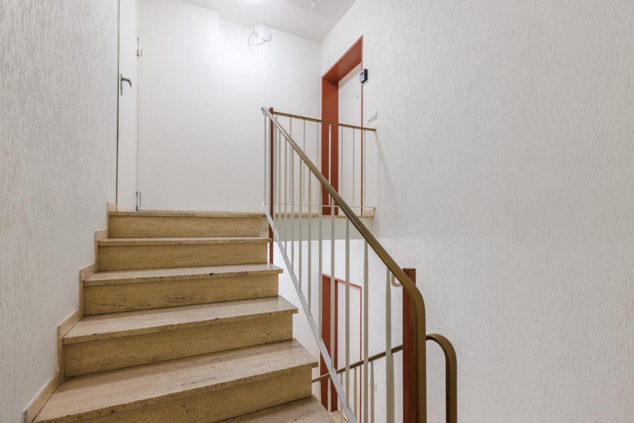Glueck Auf Appartements Kammerstr. Duisburgo Exterior foto